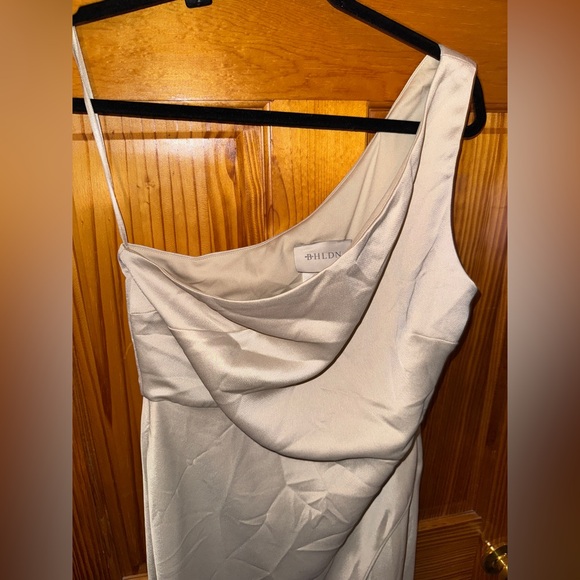 BHLDN Elegant One-Shoulder Cream Dress NWT - Picture 6 of 10